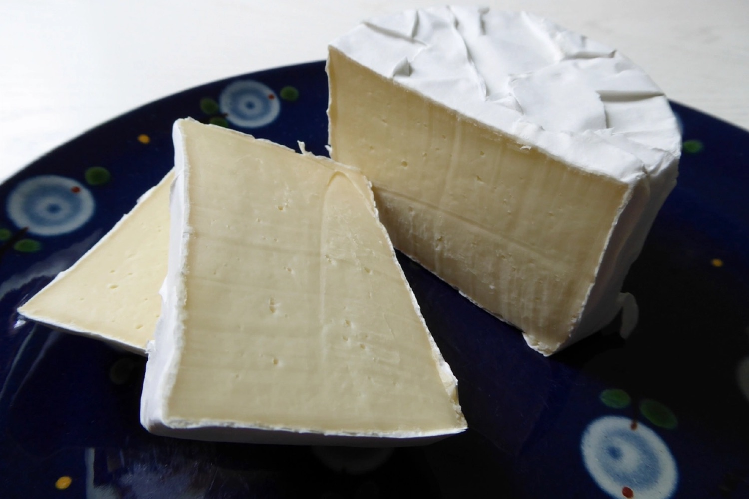 Brie de Meaux: král francouzských sýrů